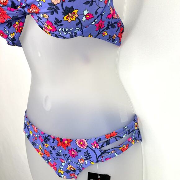 California Waves Macys Exclusive Floral Bikini Small - Picture 5 of 9